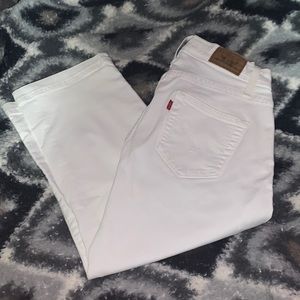 Brand new never worn white Levi pants